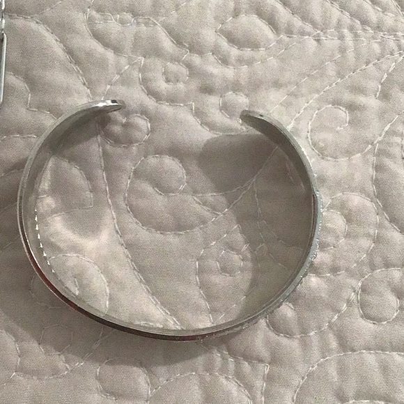 Paper clip necklace with bangle bracelet - Picture 4 of 5